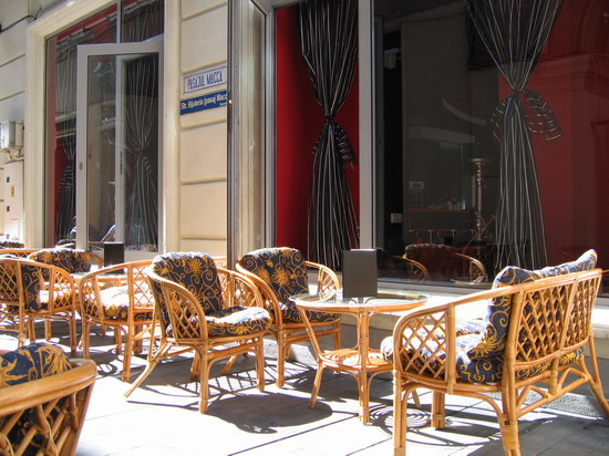 localuri bucuresti